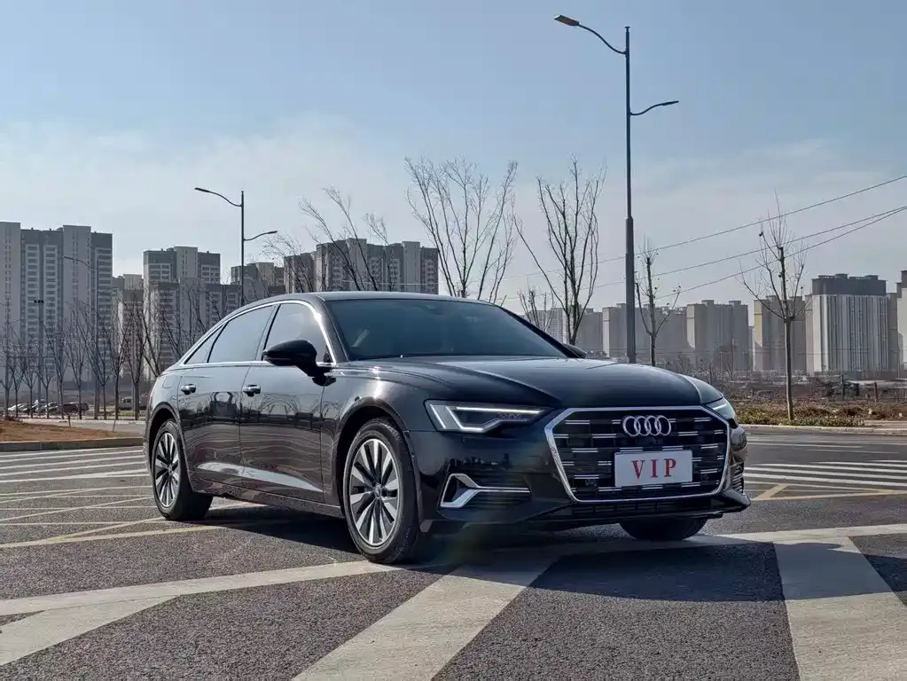 Audi A6L — фото 2