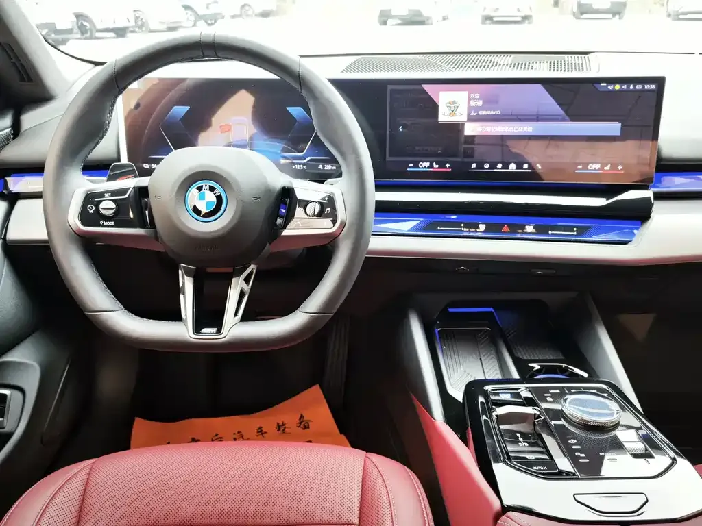 BMW i5 — фото 3