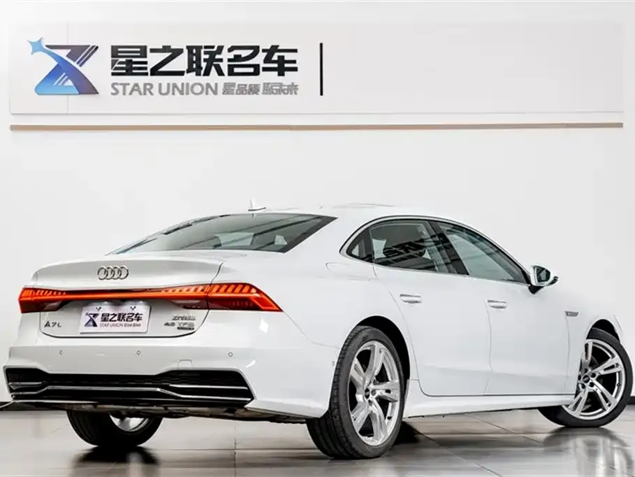 Audi A7L — фото 4