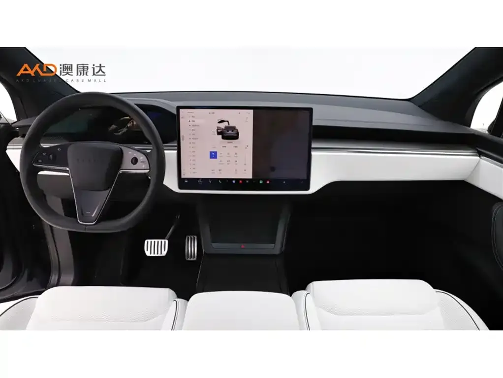 Tesla Model X — фото 6