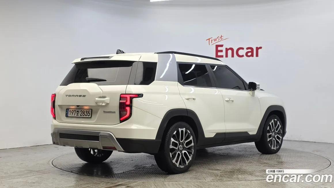 KG Mobility (Ssangyong) Torres — фото 4
