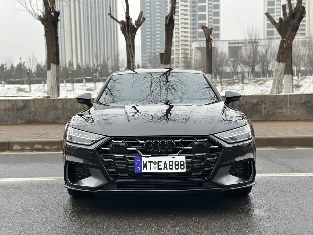 Audi A7L — фото 2