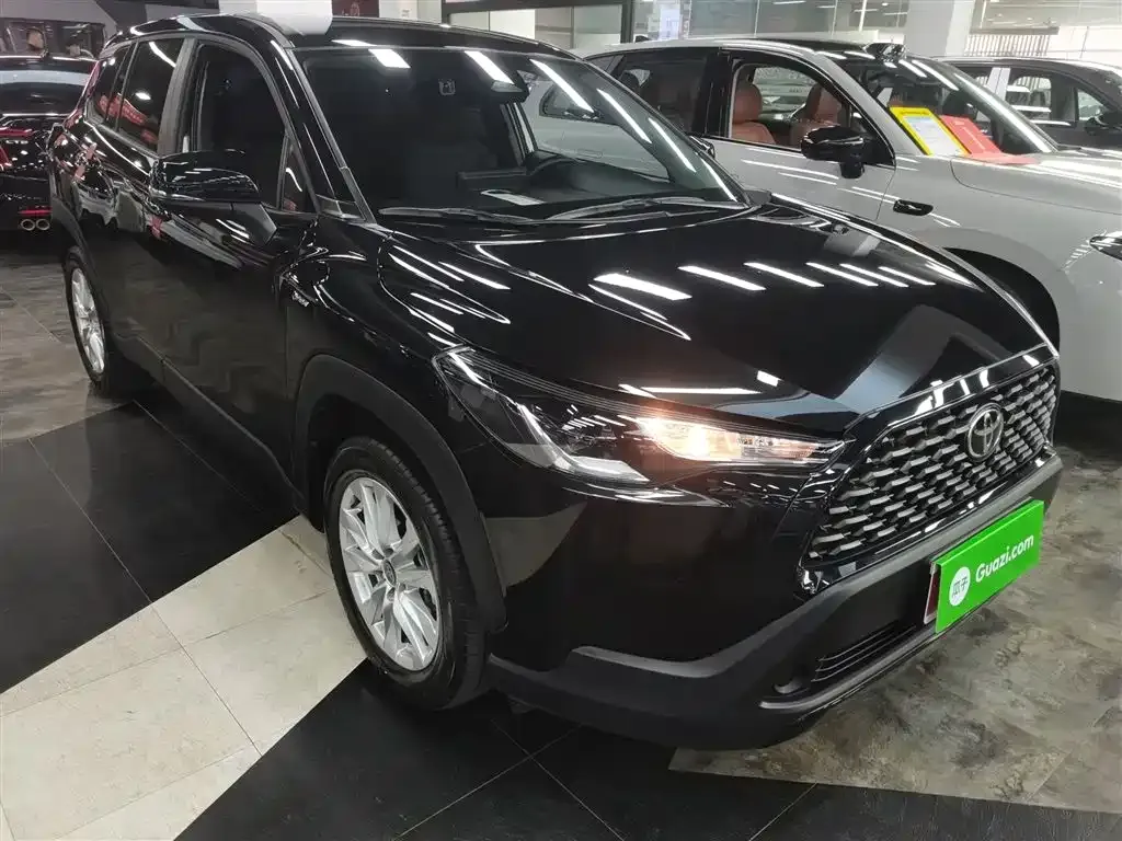 Toyota Corolla Cross — фото 3