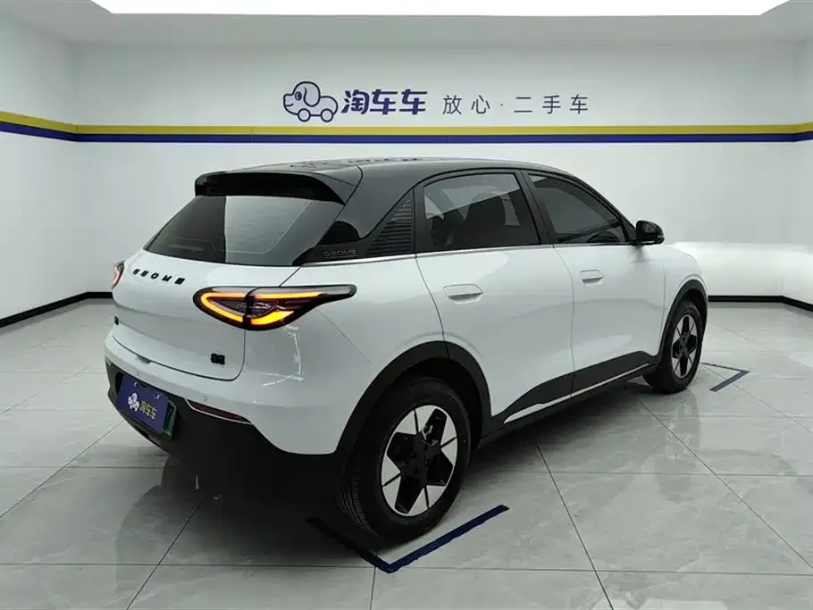Geely Starburst — фото 8