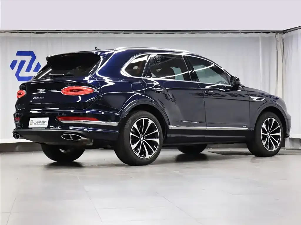 Bentley Bentayga — фото 4