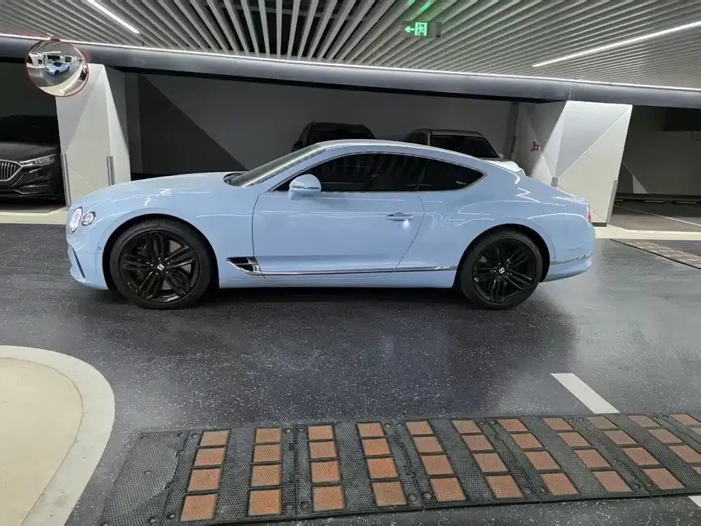 Bentley Continental — фото 6