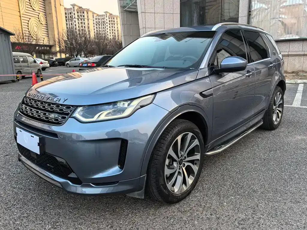 Land Rover Discovery Sport — фото 1
