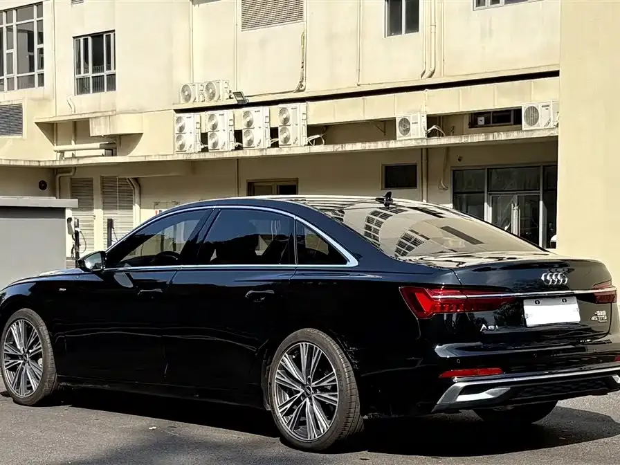 Audi A6L — фото 3