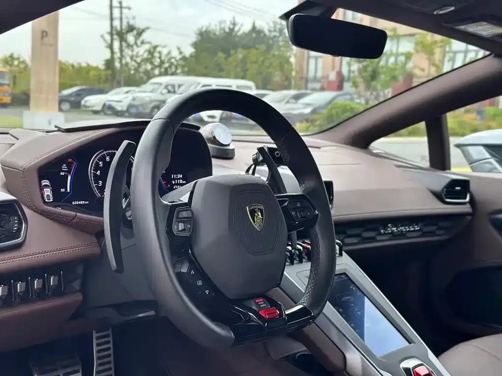 Lamborghini Huracan — фото 4