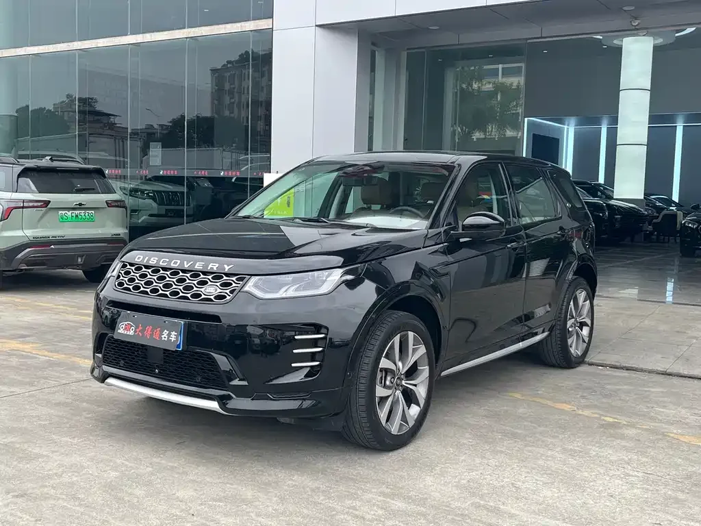 Land Rover Discovery Sport — фото 1