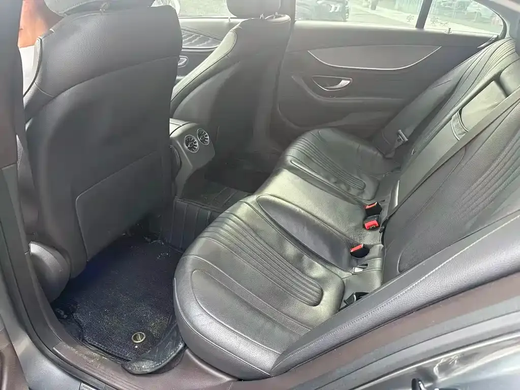 Mercedes-Benz CLS — фото 2