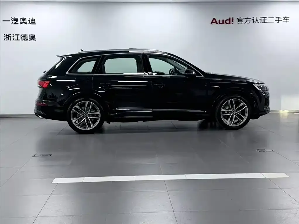 Audi Q7 — фото 4