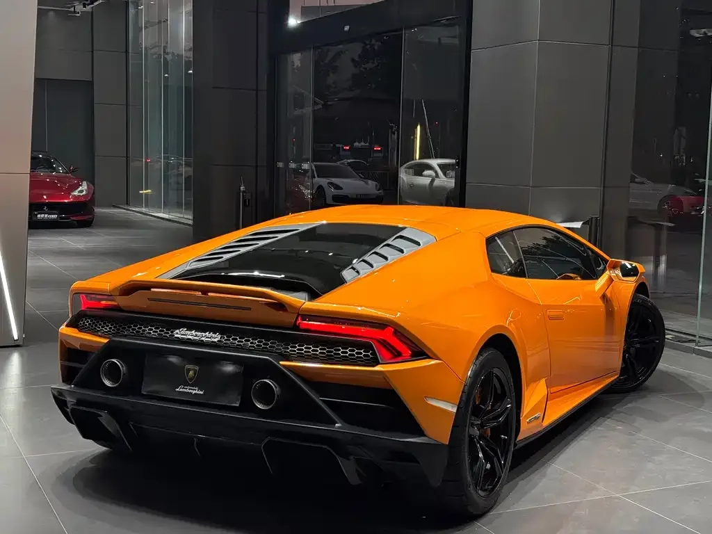 Lamborghini Huracan — фото 4