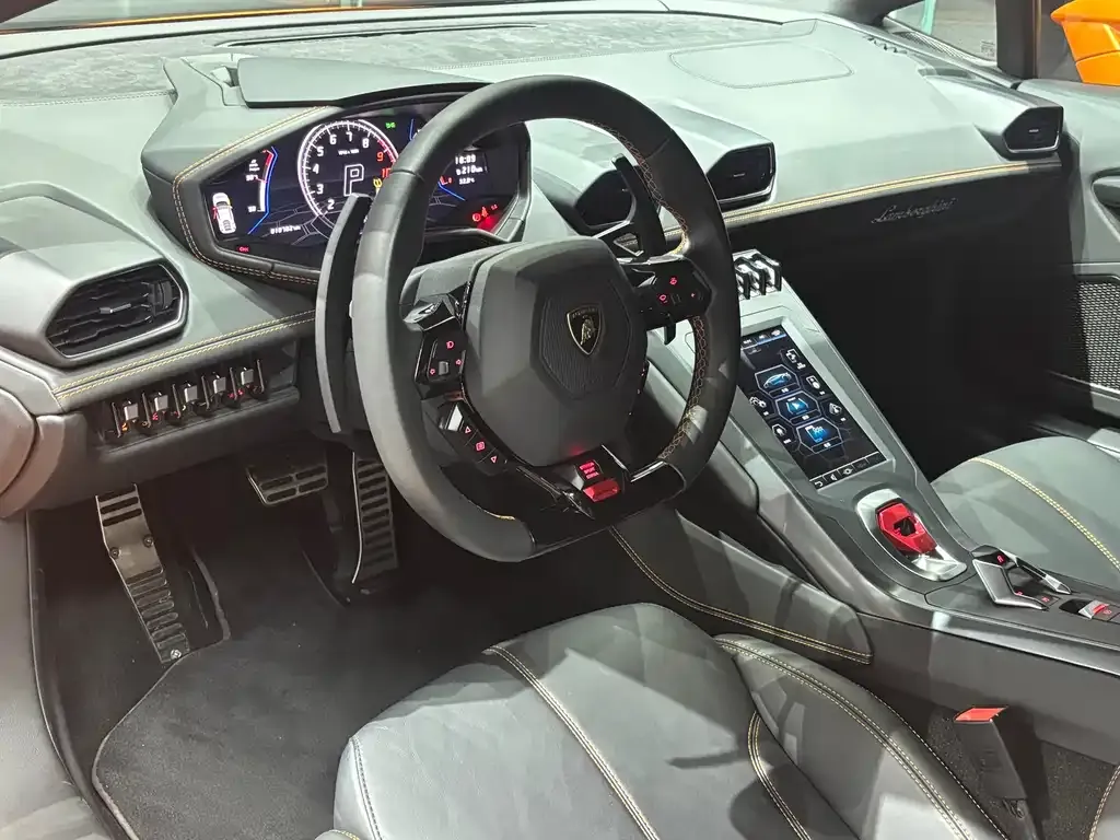 Lamborghini Huracan — фото 7