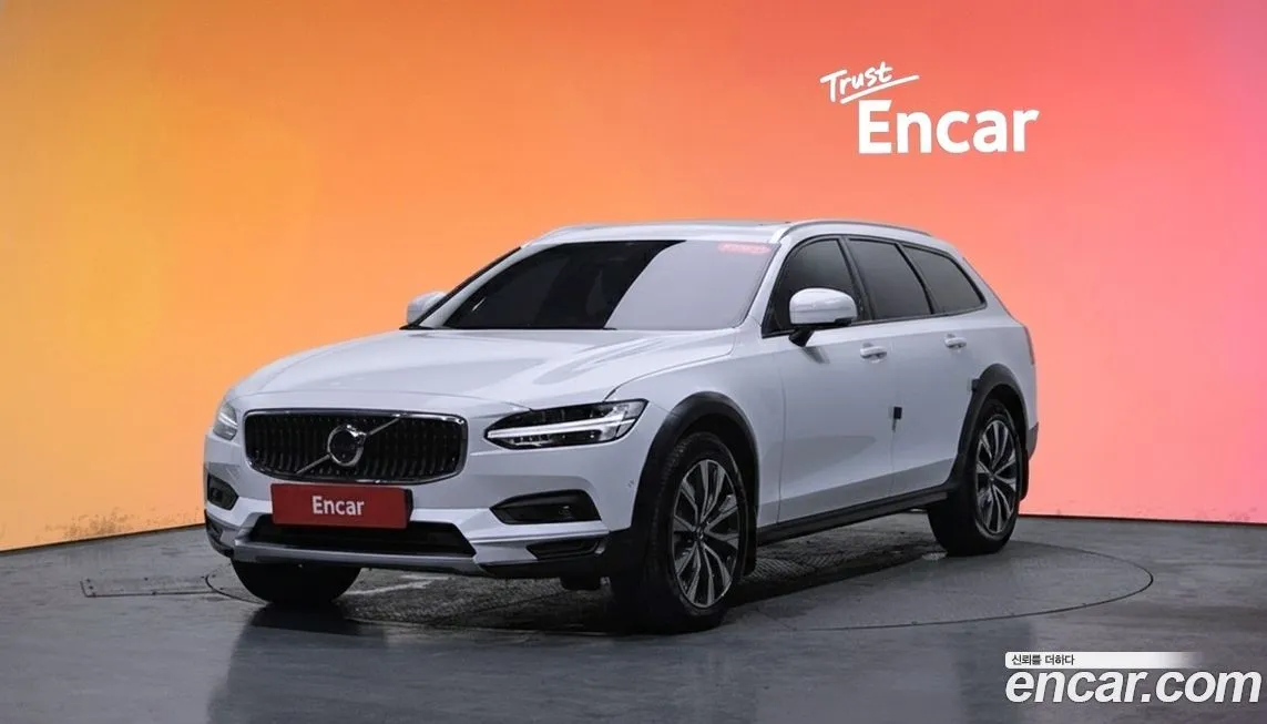 Volvo V90 — фото 1