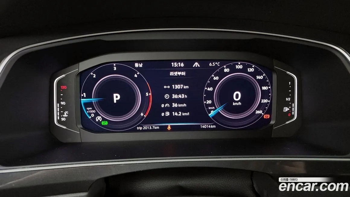 Volkswagen Tiguan — фото 6