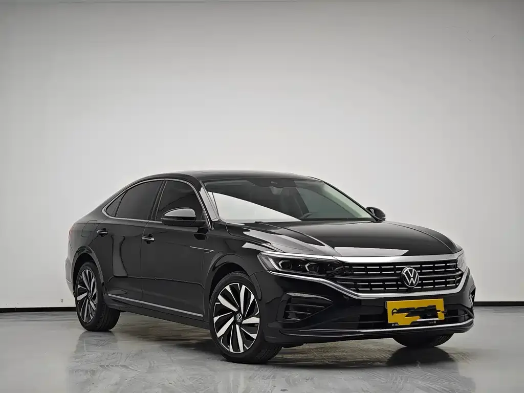 Volkswagen Passat — фото 10