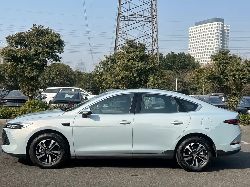 BYD Qin PLUS — фото 4