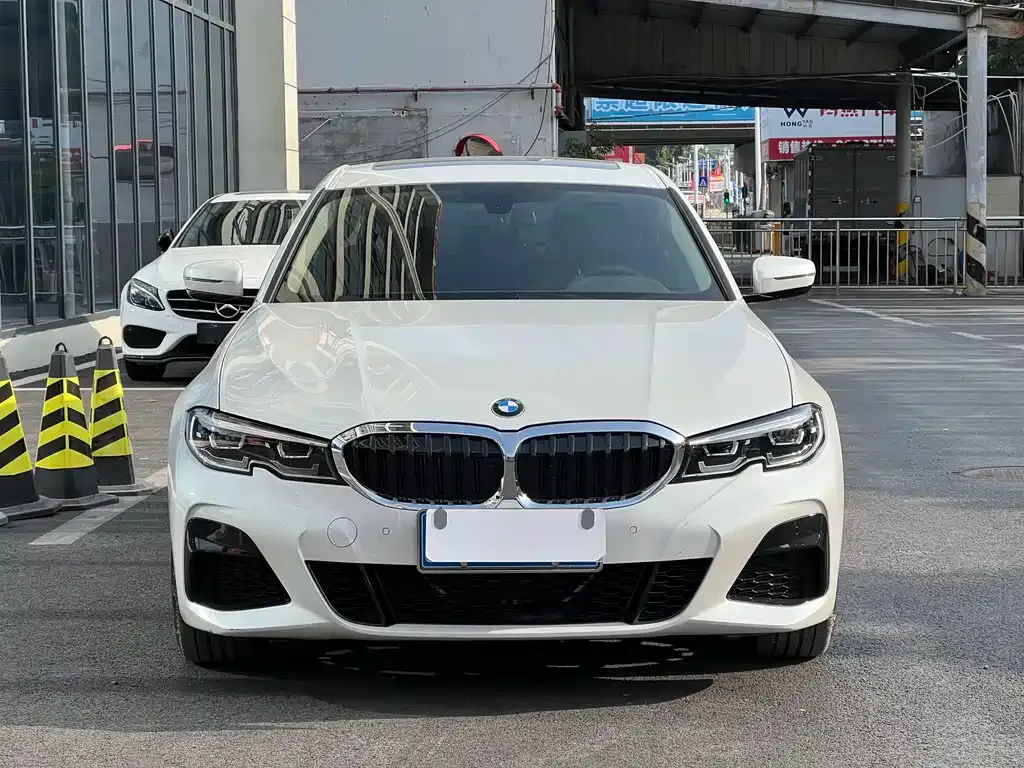 BMW 3 Series — фото 10