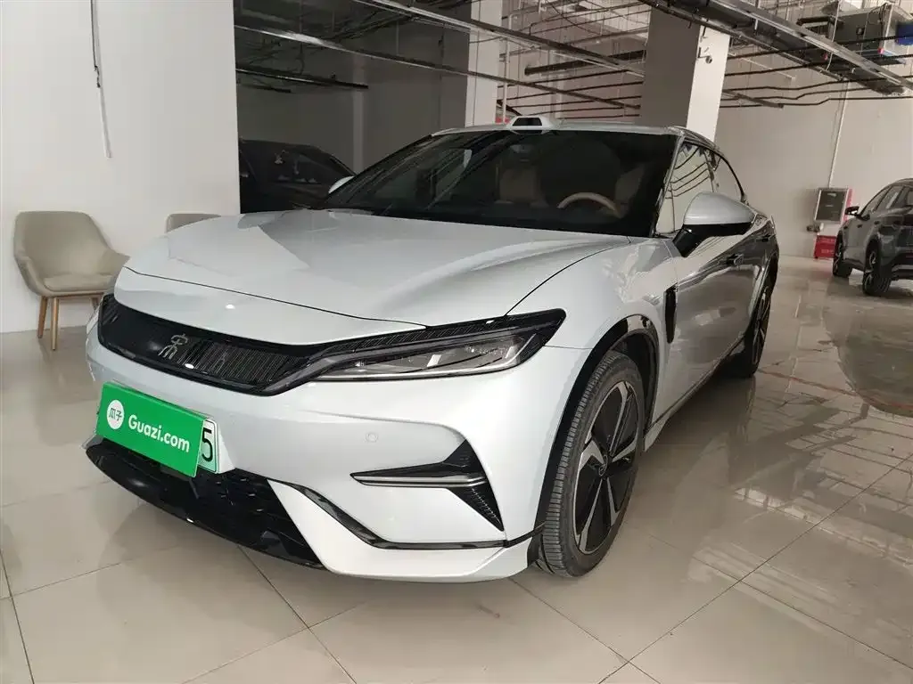 BYD L EV — фото 2