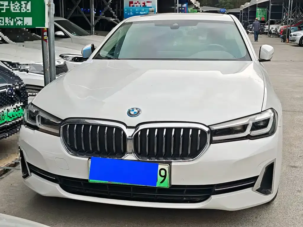 BMW 5 Series New Energy — фото 2