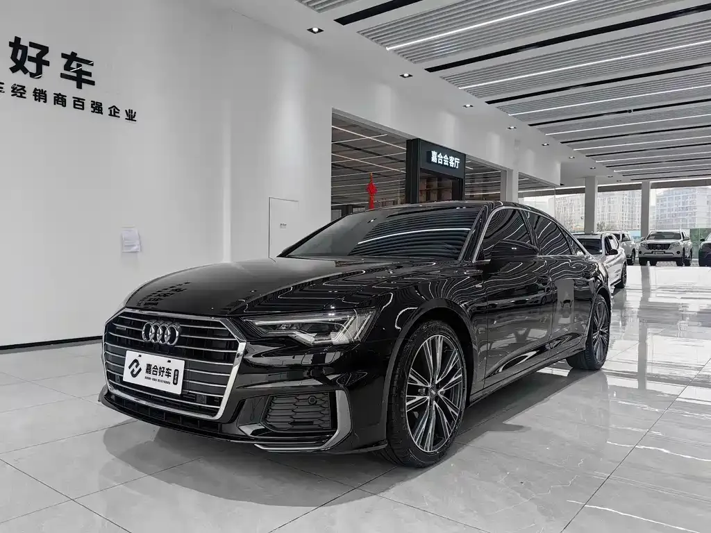 Audi A6L — фото 1