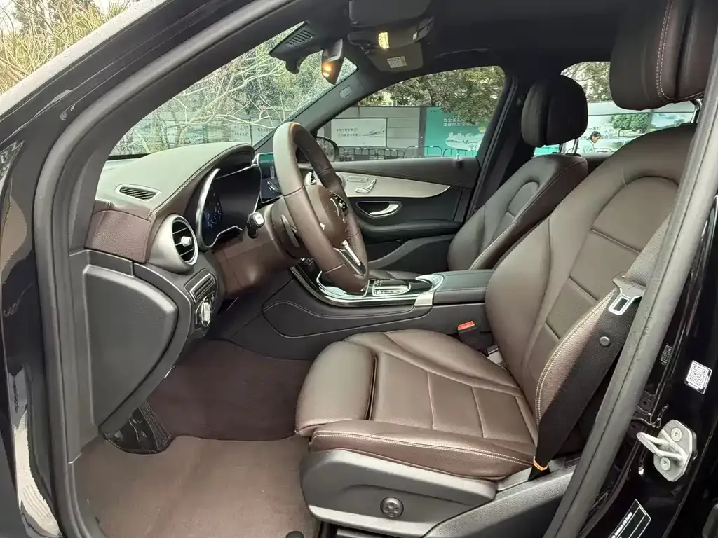 Mercedes-Benz GLC — фото 3