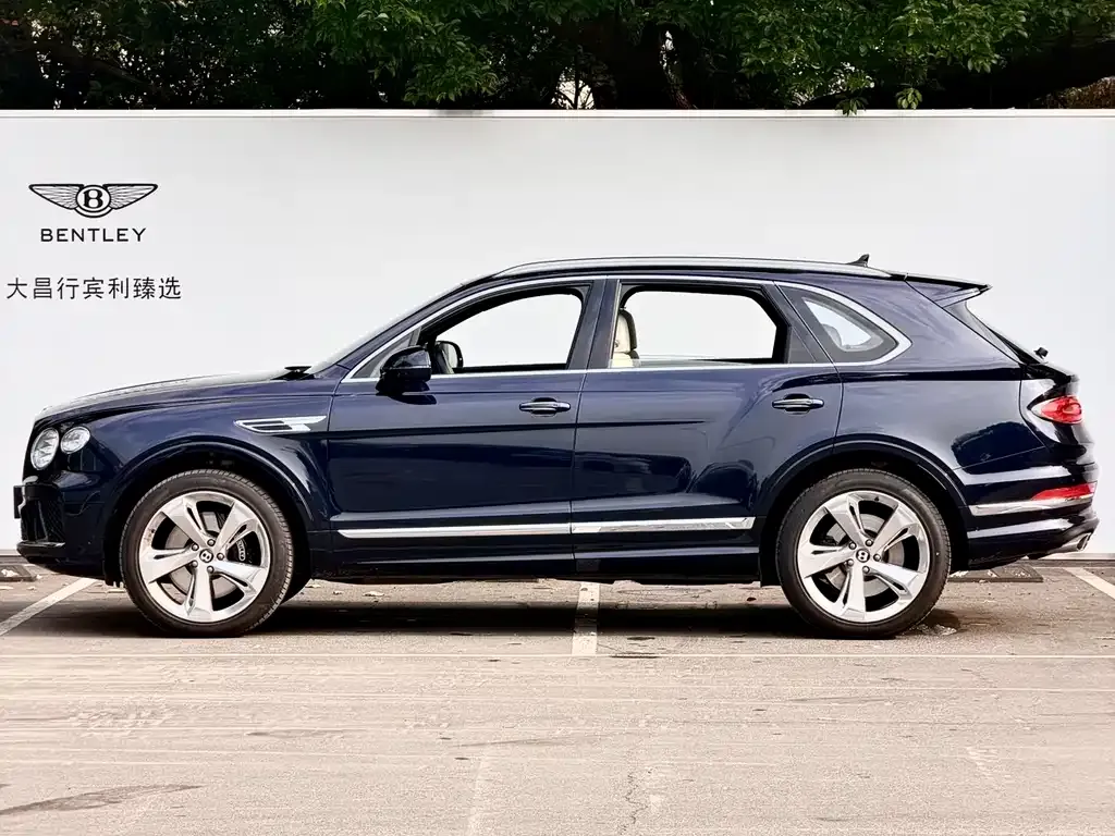 Bentley Bentayga — фото 5