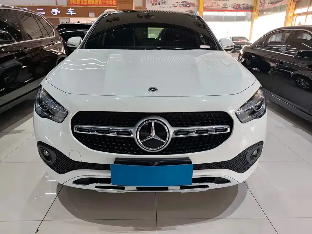 Mercedes-Benz GLA — фото 5