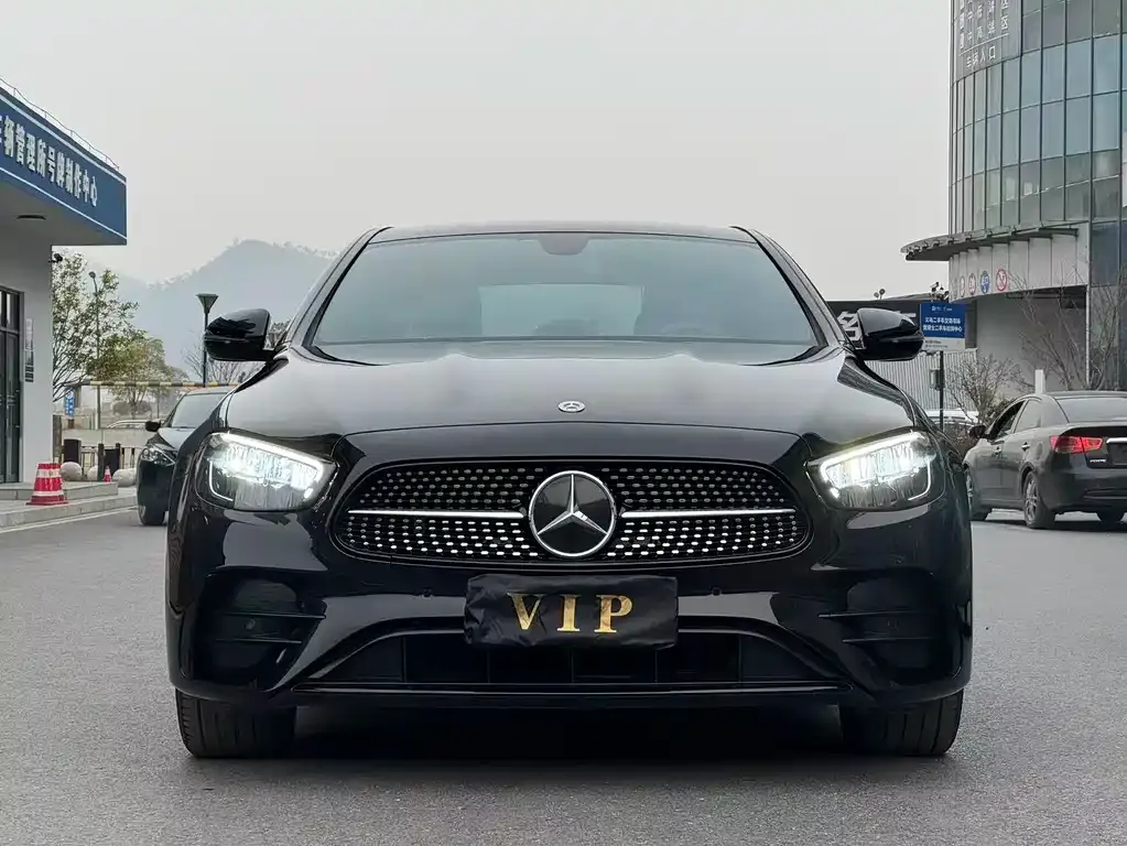 Mercedes-Benz E-Class (Import) — фото 7