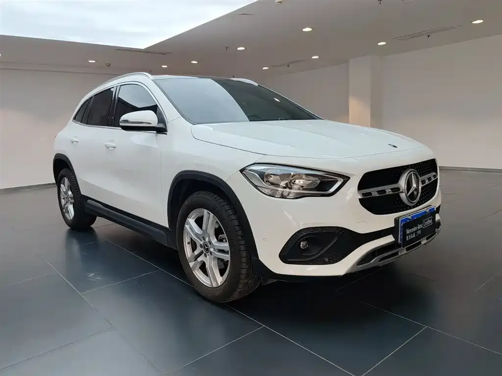Mercedes-Benz GLA — фото 8