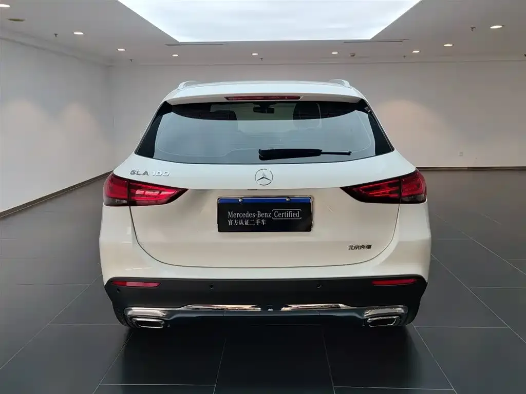 Mercedes-Benz GLA — фото 6