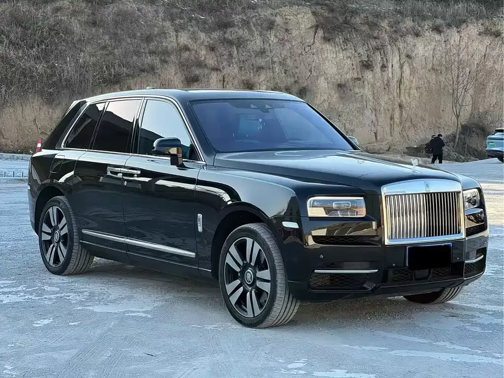 Rolls-Royce Cullinan — фото 8