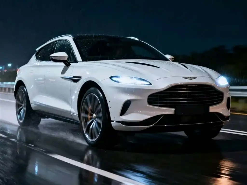 Aston Martin DBX — фото 8