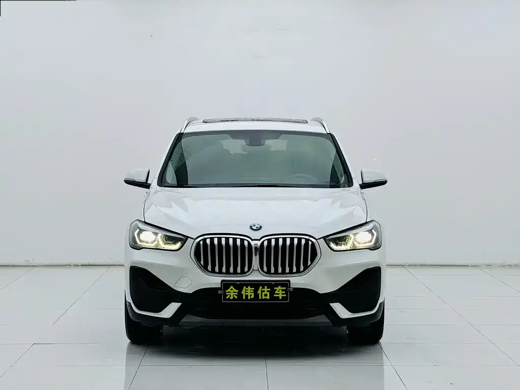 BMW X1 — фото 2