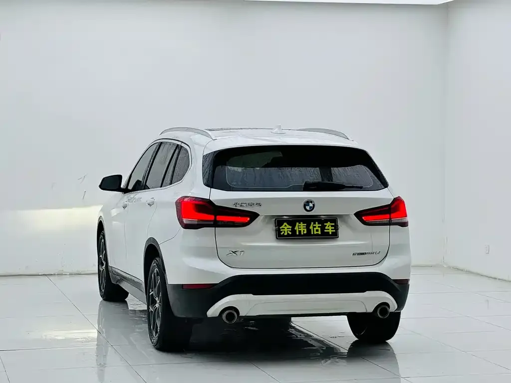 BMW X1 — фото 3