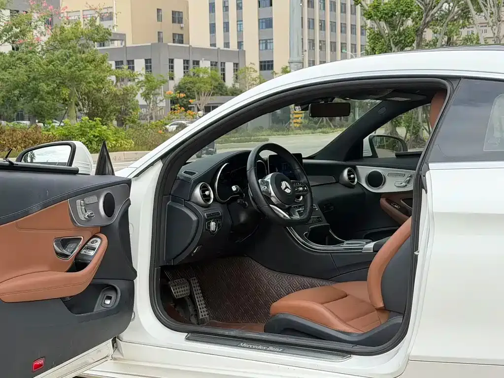 Mercedes-Benz C-Class (Import) — фото 6