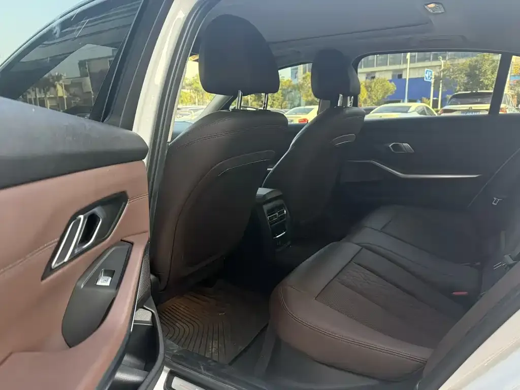 BMW i3 — фото 10