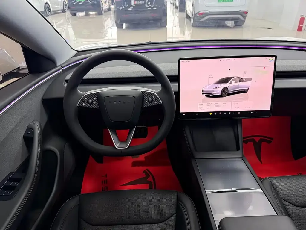 Tesla Model 3 — фото 8