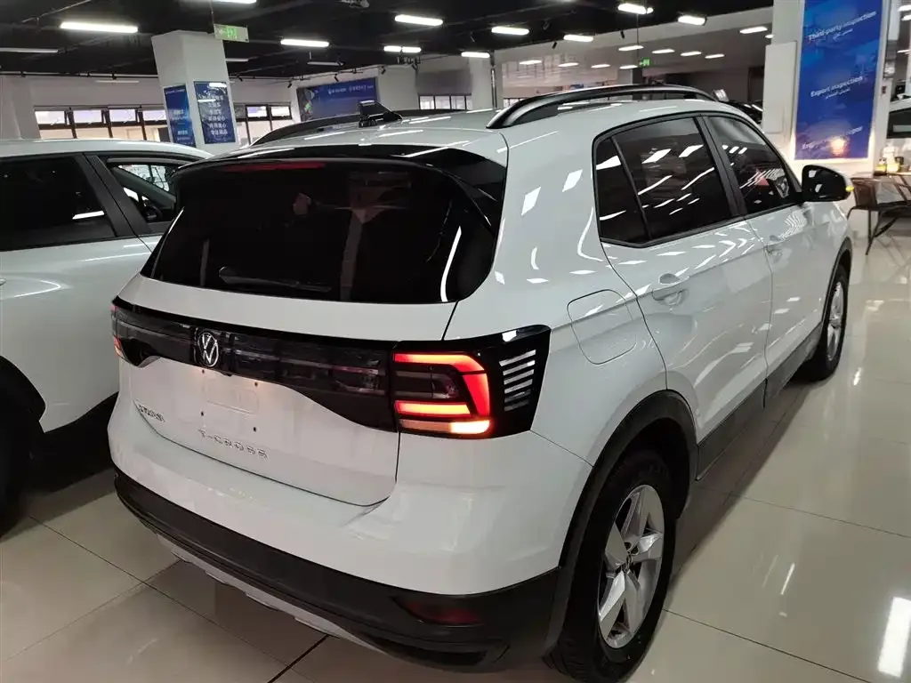 Volkswagen T-Cross — фото 9