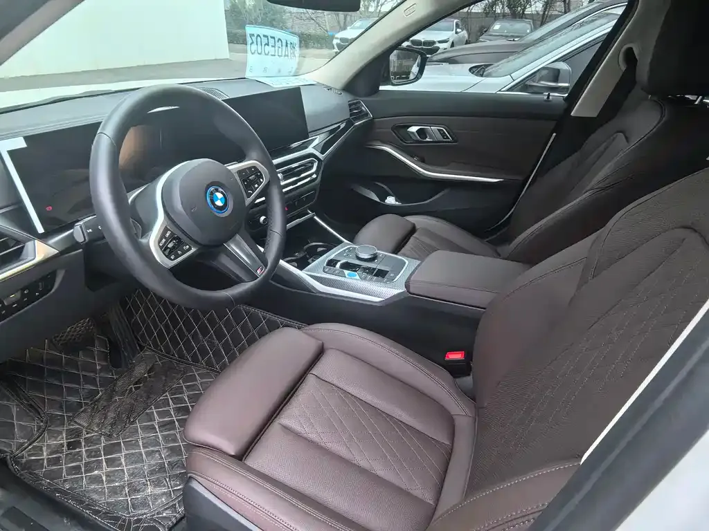 BMW i3 — фото 2