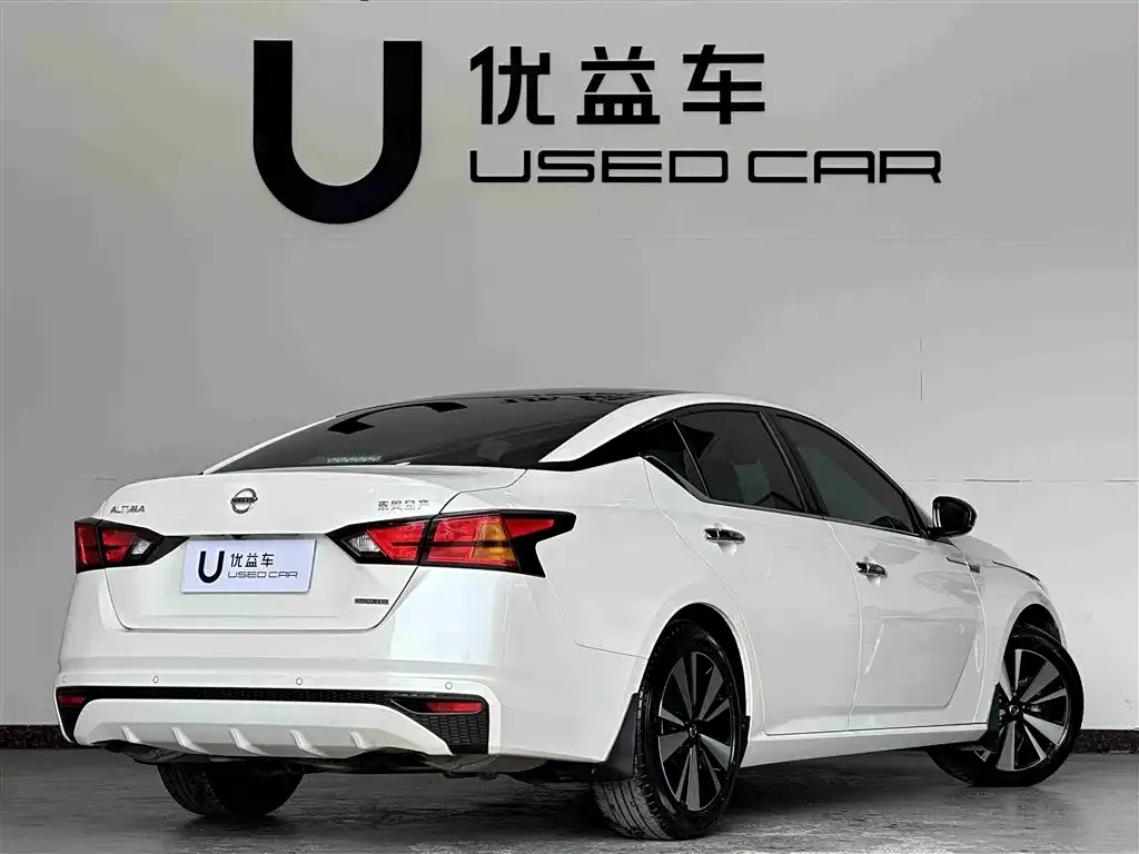 Nissan Teana — фото 2