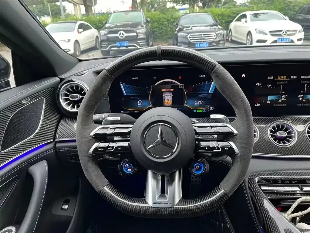 Mercedes-Benz AMG GT — фото 5