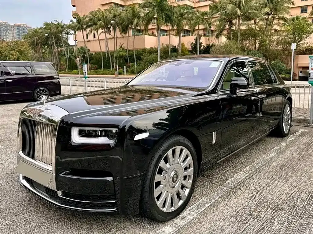 Rolls-Royce Phantom — фото 1