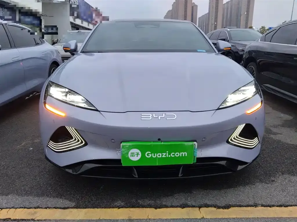 BYD Seal — фото 7