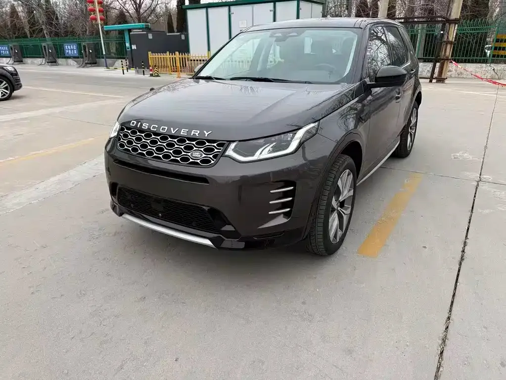 Land Rover Discovery Sport — фото 1