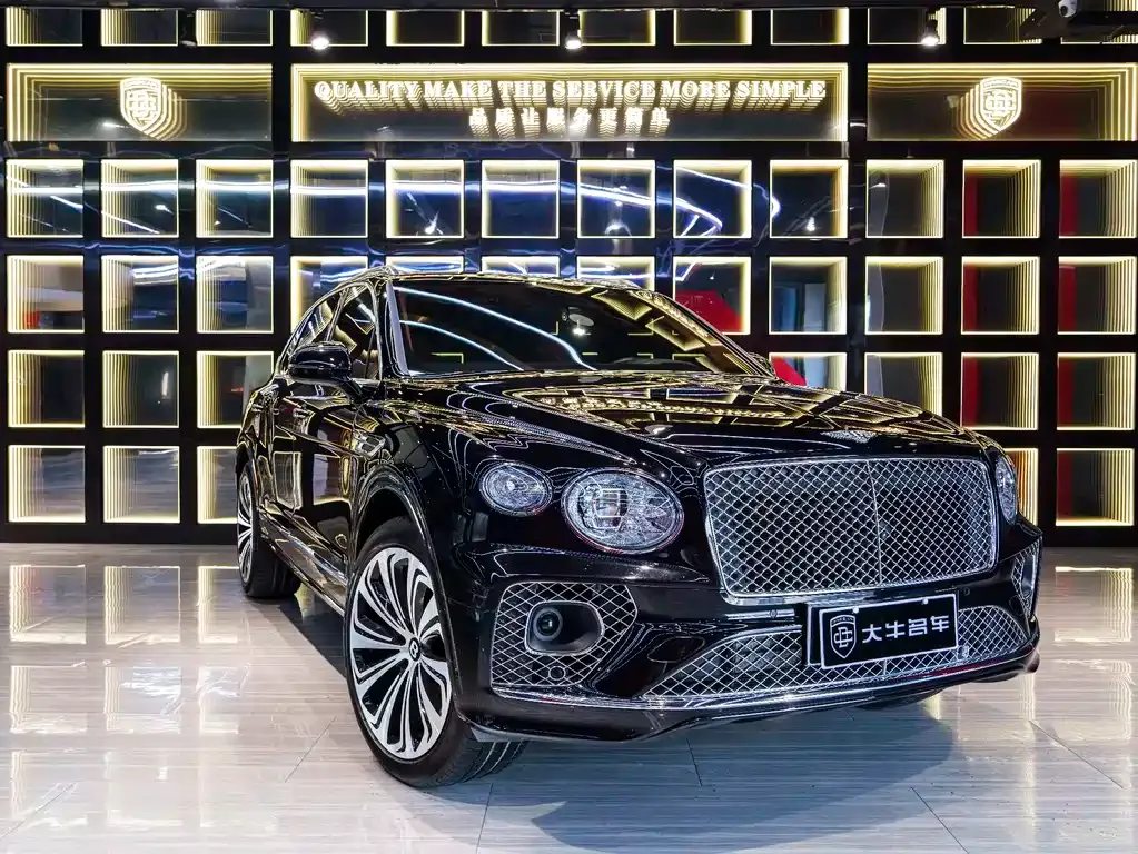 Bentley Bentayga — фото 9