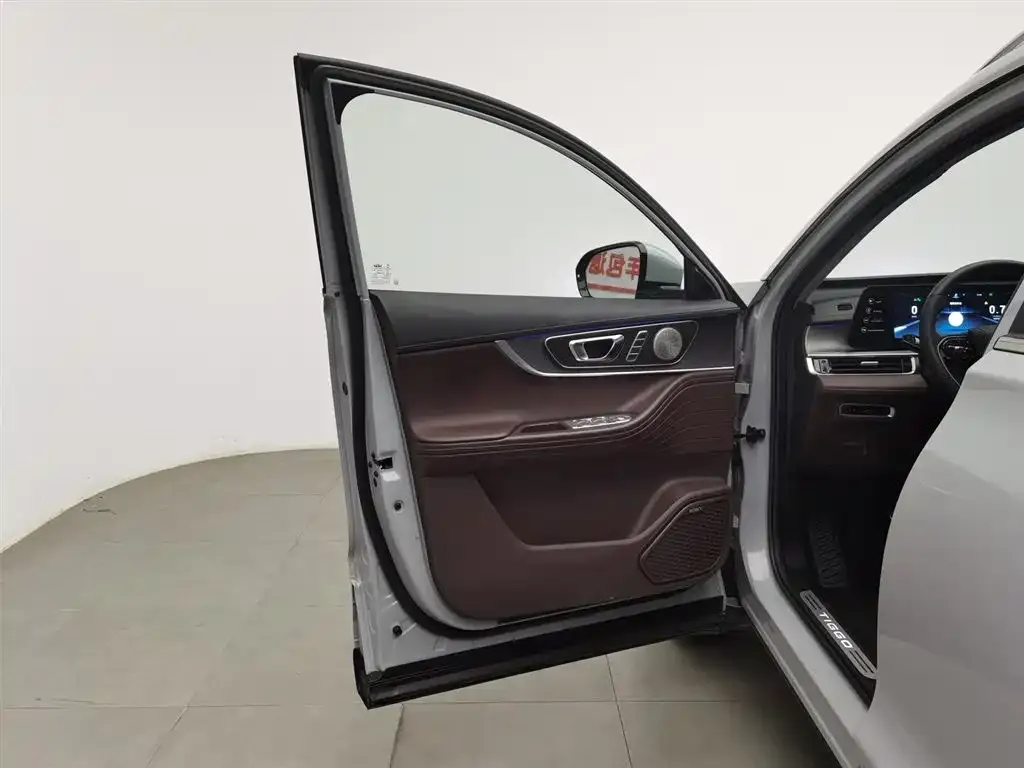 Chery Tiggo 8 PRO — фото 2