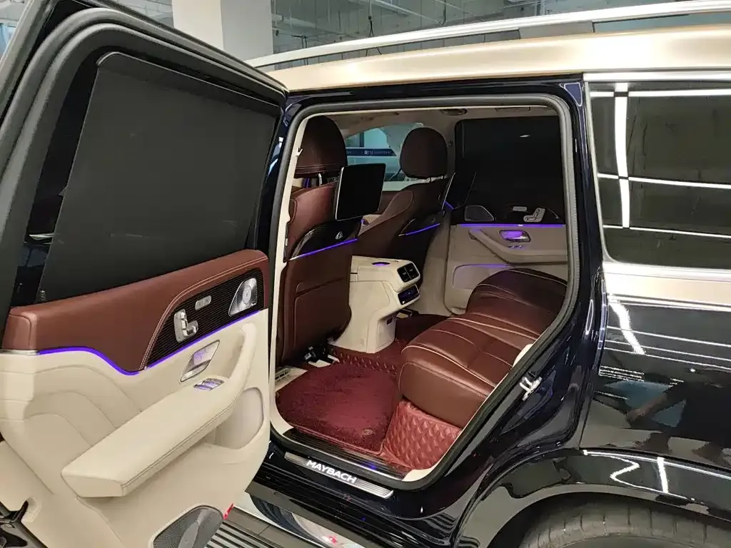 Mercedes-Benz GLS — фото 6