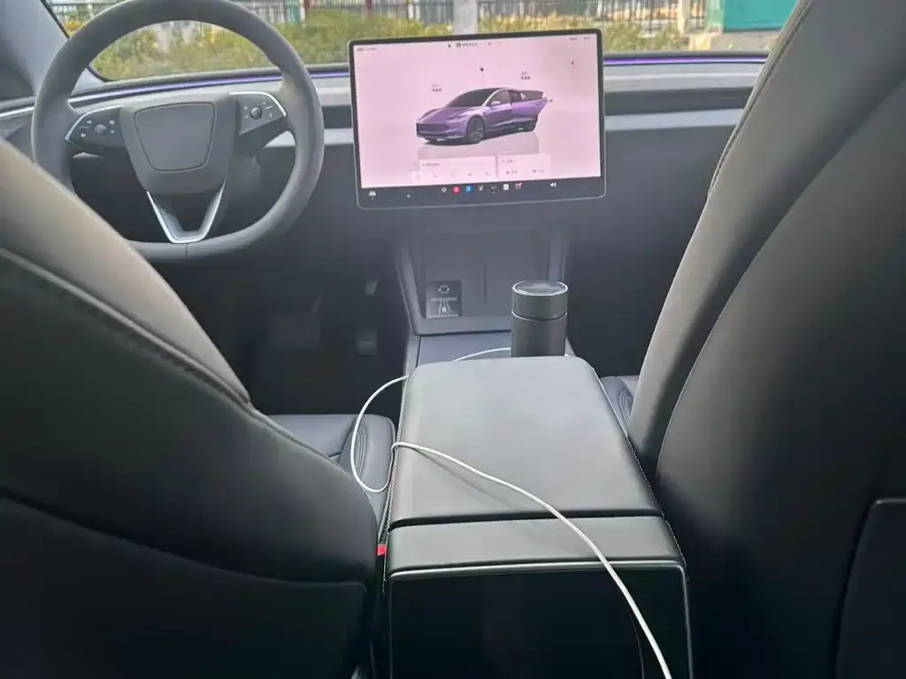 Tesla Model 3 — фото 2